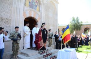 Mesajul IPS Părinte Arhiepiscop și Mitropolit Nifon cu ocazia Zilei Drapelului Național!